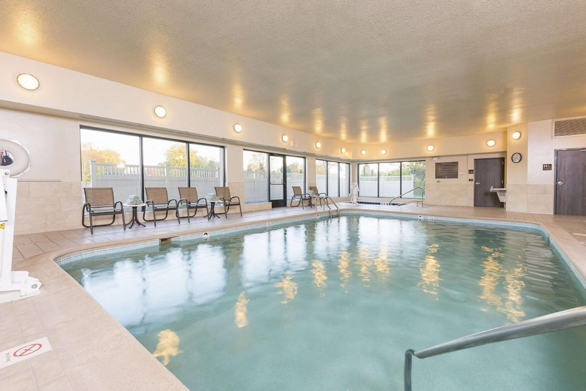 Hampton Inn Mount Pleasant Zewnętrze zdjęcie
