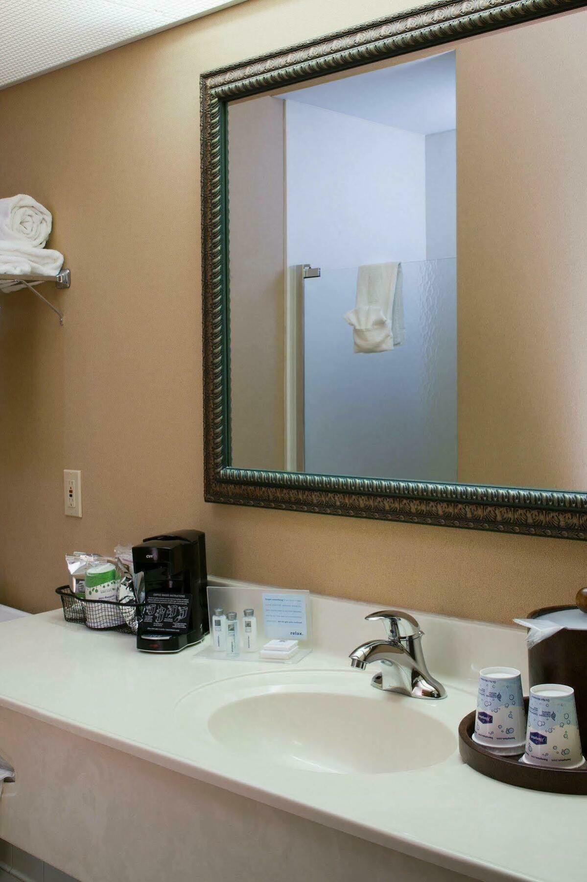 Hampton Inn Mount Pleasant Zewnętrze zdjęcie