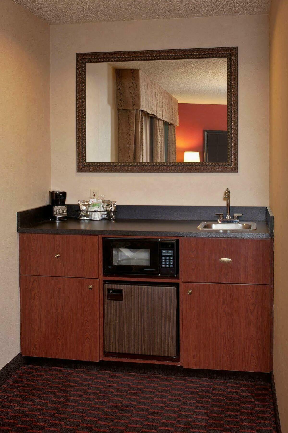 Hampton Inn Mount Pleasant Zewnętrze zdjęcie